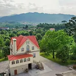 게스트하우스 The Luxury And Nature Retreat With Pool, Jacuzzi & Bbq 아르코스 데 발데베즈