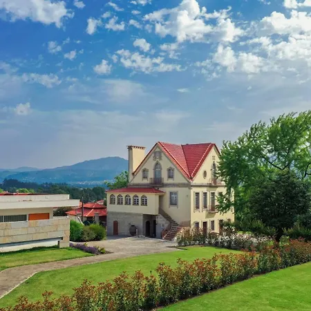 The Luxury And Nature Retreat With Pool, Jacuzzi & Bbq Casa de hóspedes