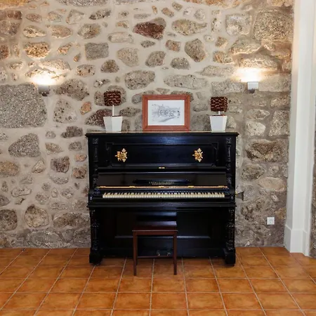 Villa Luxury And Nature Retreat W/ Pool, Jacuzzi & Bbq By Portugal Active *