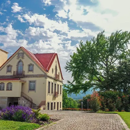 The Luxury And Nature Retreat With Pool, Jacuzzi & Bbq 4*