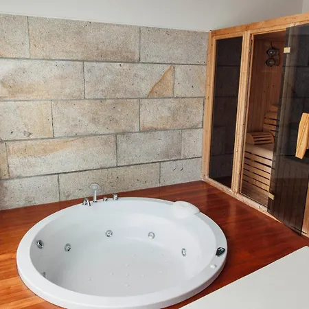 The Luxury And Nature Retreat With Pool, Jacuzzi & Bbq 4* Arcos de Valdevez