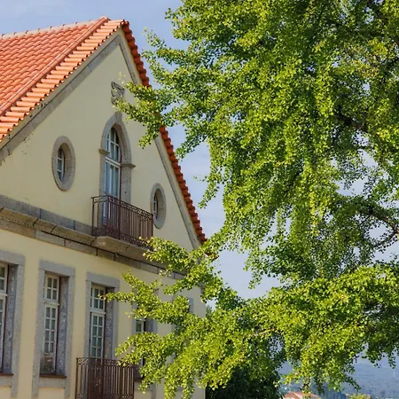 The Luxury And Nature Retreat With Pool, Jacuzzi & Bbq Gæstehus Arcos de Valdevez