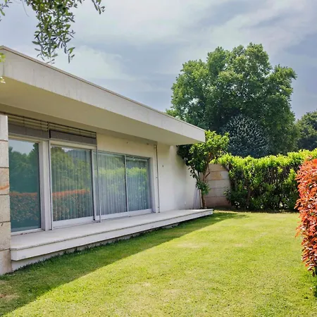 The Luxury And Nature Retreat With Pool, Jacuzzi & Bbq 4*