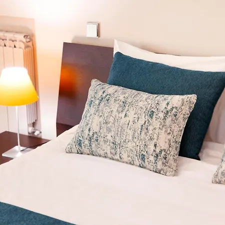 Villa Luxury And Nature Retreat W/ Pool, Jacuzzi & Bbq By Portugal Active Vila Fonche