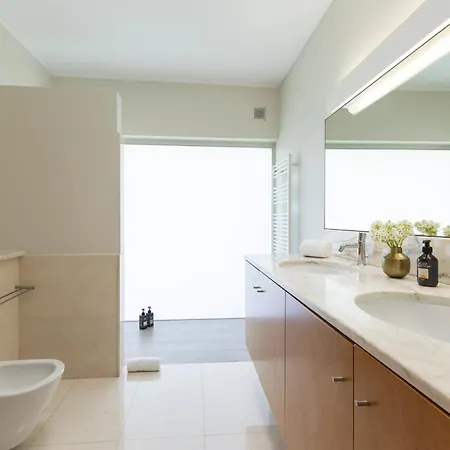 The Luxury And Nature Retreat With Pool, Jacuzzi & Bbq Arcos de Valdevez