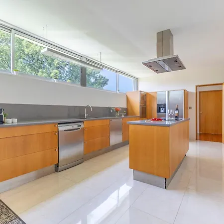 בית הארחה The Luxury And Nature Retreat With Pool, Jacuzzi & Bbq