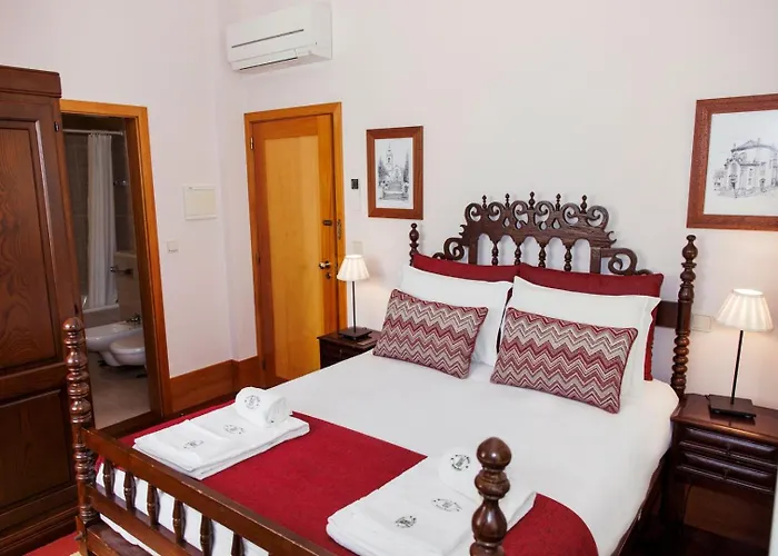 בית הארחה The Luxury And Nature Retreat With Pool, Jacuzzi & Bbq 4*