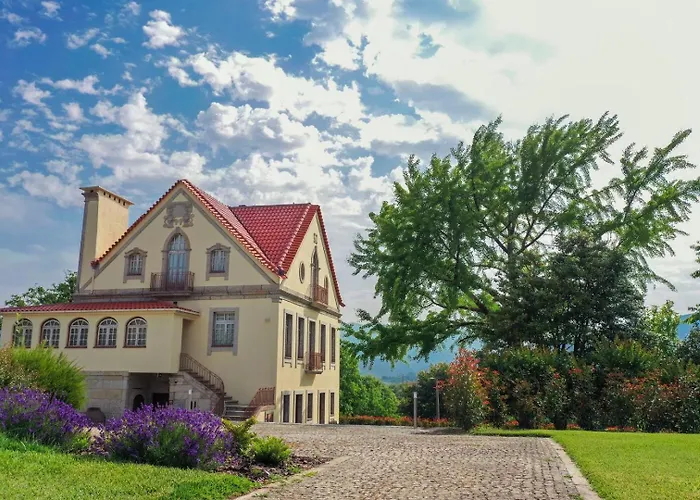 The Luxury And Nature Retreat With Pool, Jacuzzi & Bbq 4*