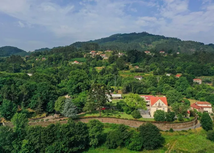 Maison d'hôtes The Luxury And Nature Retreat With Pool, Jacuzzi & Bbq