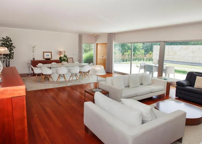 The Luxury And Nature Retreat With Pool, Jacuzzi & Bbq