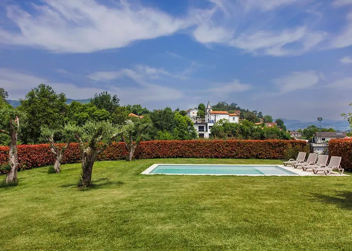 The Luxury And Nature Retreat With Pool, Jacuzzi & Bbq