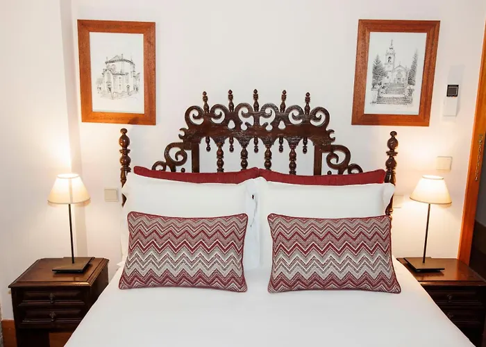 The Luxury And Nature Retreat With Pool, Jacuzzi & Bbq Arcos de Valdevez